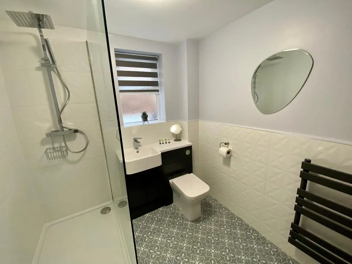 Luxury Riverside City Centre Apartment York