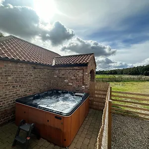 Holiday home Granary With Hot Tub, York